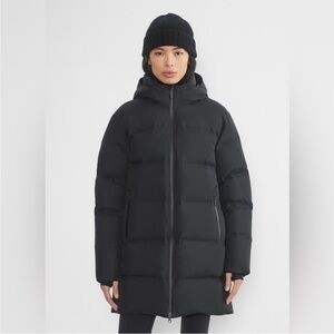 Aritzia The Super Puff₂O™ Mid - Rainstop™